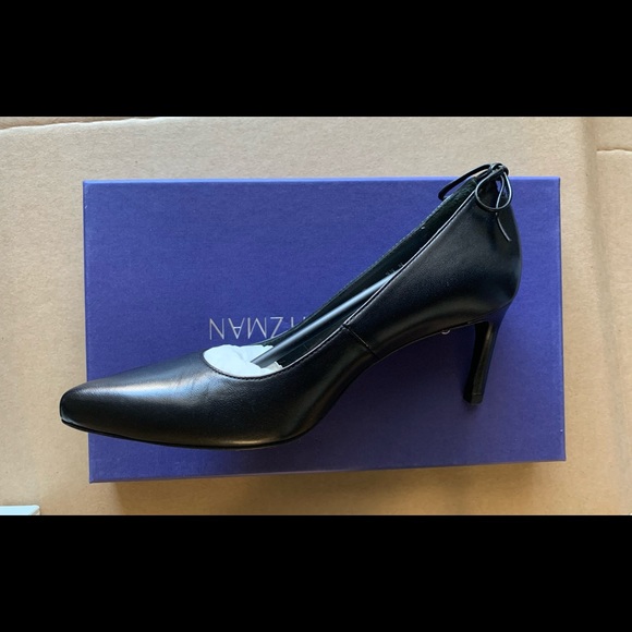 Stuart Weitzman Pikamid bowtie heels - Picture 6 of 6